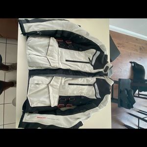 Rev’It Sand 2 Jacket - Medium - plates included